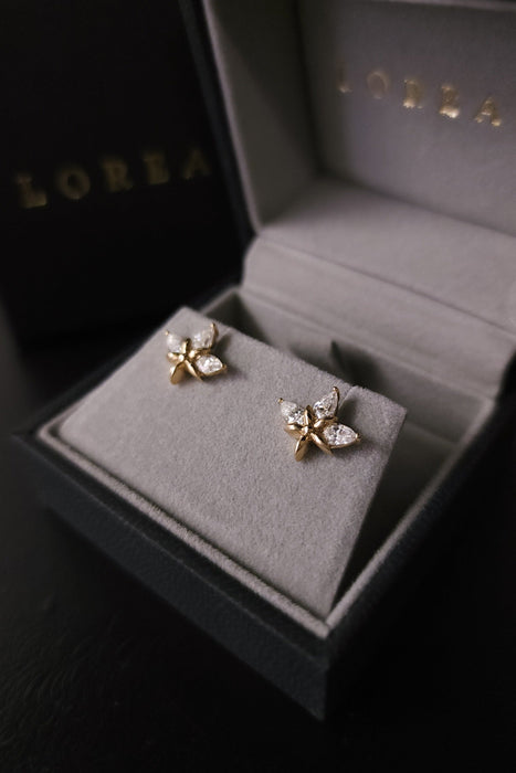 Hoya Bella Diamond Stud Earrings