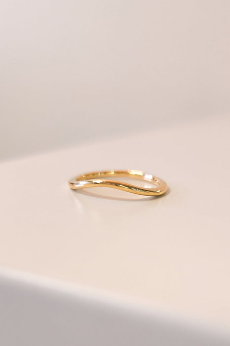 Classic Curved Band