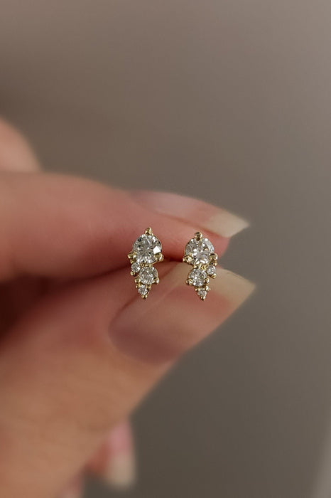 Dewdrop Diamonds Earrings