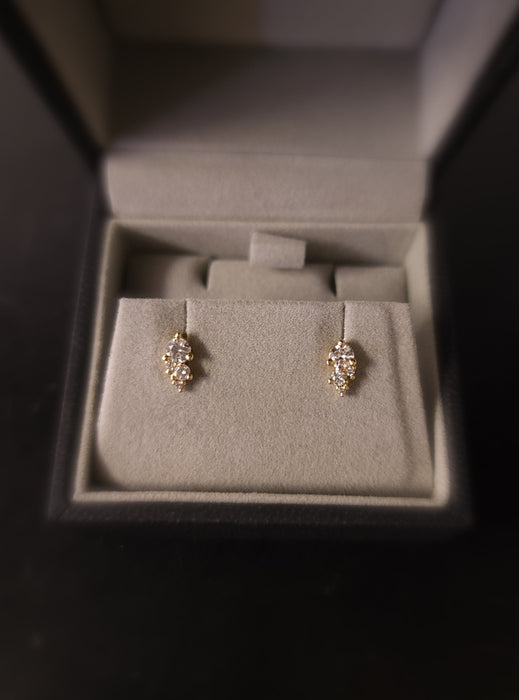 Dewdrop Diamonds Earrings