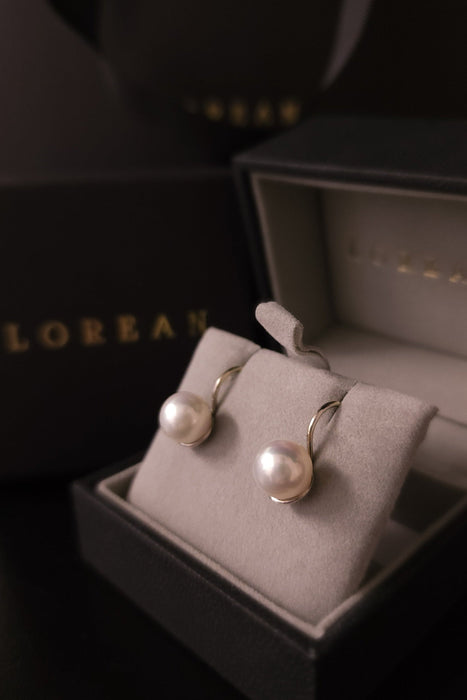 Scoop Pearl Earrings