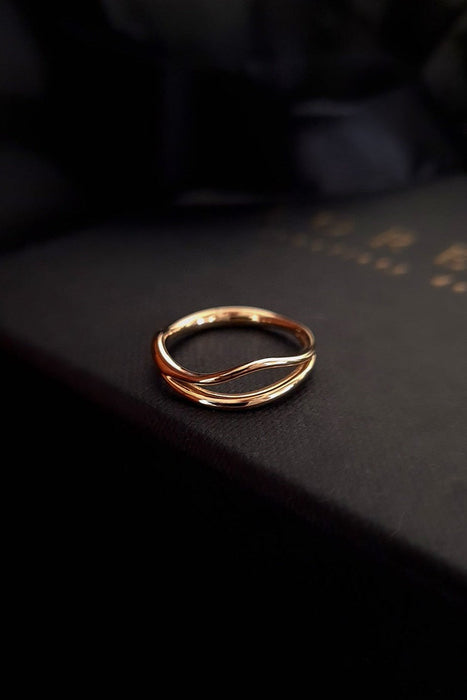 Split Curve Ring